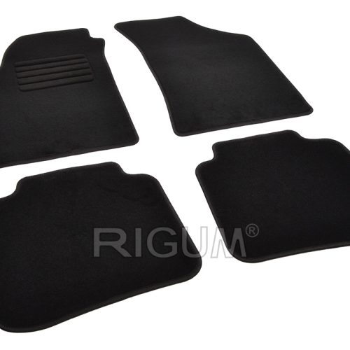 Tipske tekstilne / platnene auto patosnice za Kia Cerato 2004-2008 RIGUM tepisi